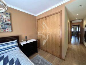 31. Hall e Cama Suite