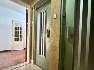 2. Elevadores, Oeiras